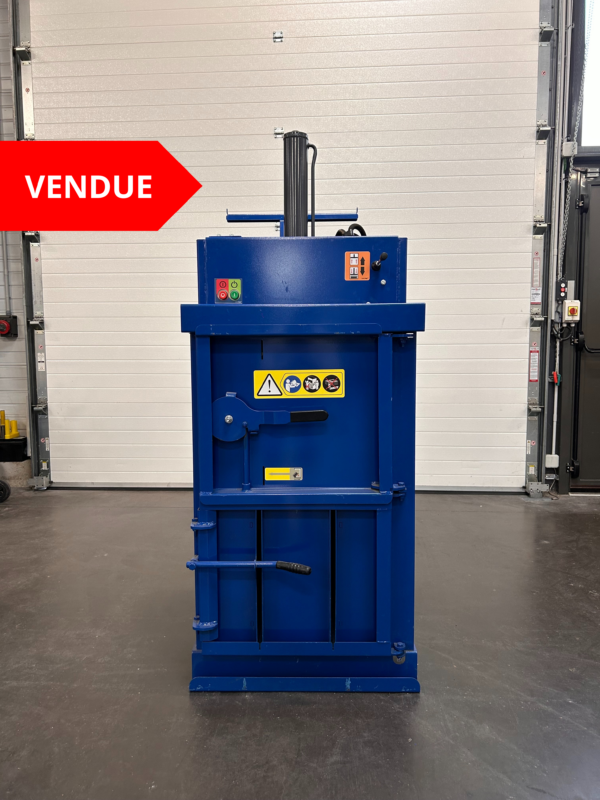 PRESSE À BALLES VERTICALE T40