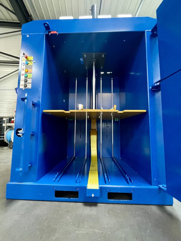 PRESSE À BALLES VERTICALE MF130 – Image 3